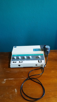 Ultraschallgerät (Medizinisches Gerät & Therapie­gerät)